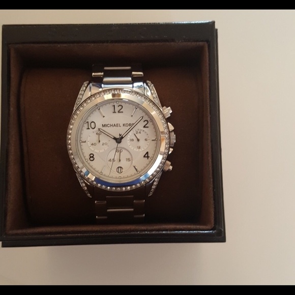 Michael Kors Jewelry - Michael Kors watch